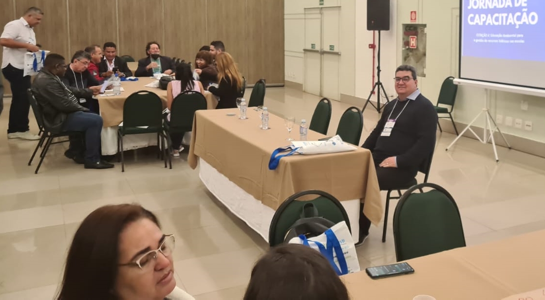 ENCOB : Aesa participa de debate sobre educação ambiental para a gestão de recursos hídricos nas escolas