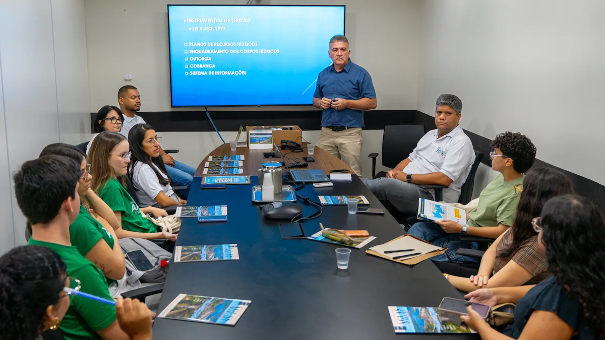 CAPACITAÇÃO DA AESA RECEBE ESTUDANTES DA UFPB EM VISITA TÉCNICA